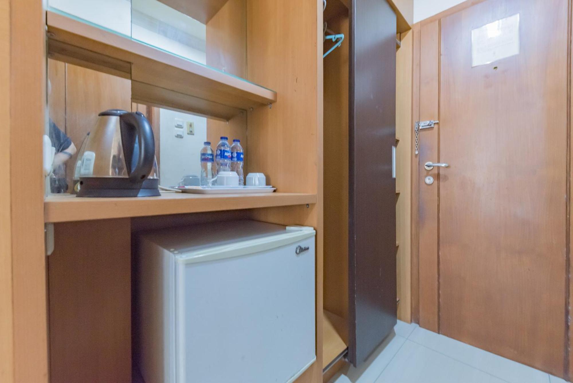 Urbanview Hotel Crown Tasikmalaya By Reddoorz Kültér fotó